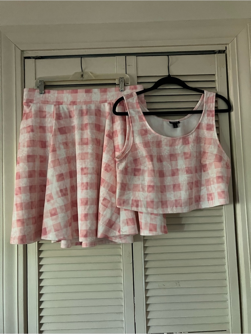 Torrid Size 1 (14-16) Pink & White Checkered Skirt Set w Matching Crop Top